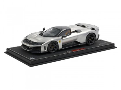 Ferrari F80 BBR Models 1/18 P18253E Aluminium avec vitrine