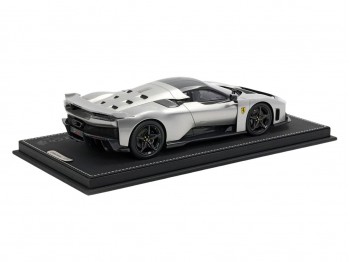 Ferrari F80 BBR Models 1/18 P18253E Alluminio con vetrina