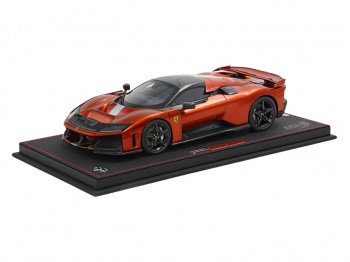 Ferrari F80 BBR Models 1/18 P18253G2 Cuivre Mica avec vitrine