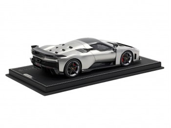 Ferrari F80 BBR Models 1/18 P18253E1 Aluminium with display case