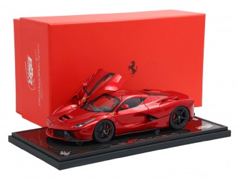 Ferrari LaFerrari die-cast BBR Models 1/18 BBR182240A F1 Red 2007 with display case