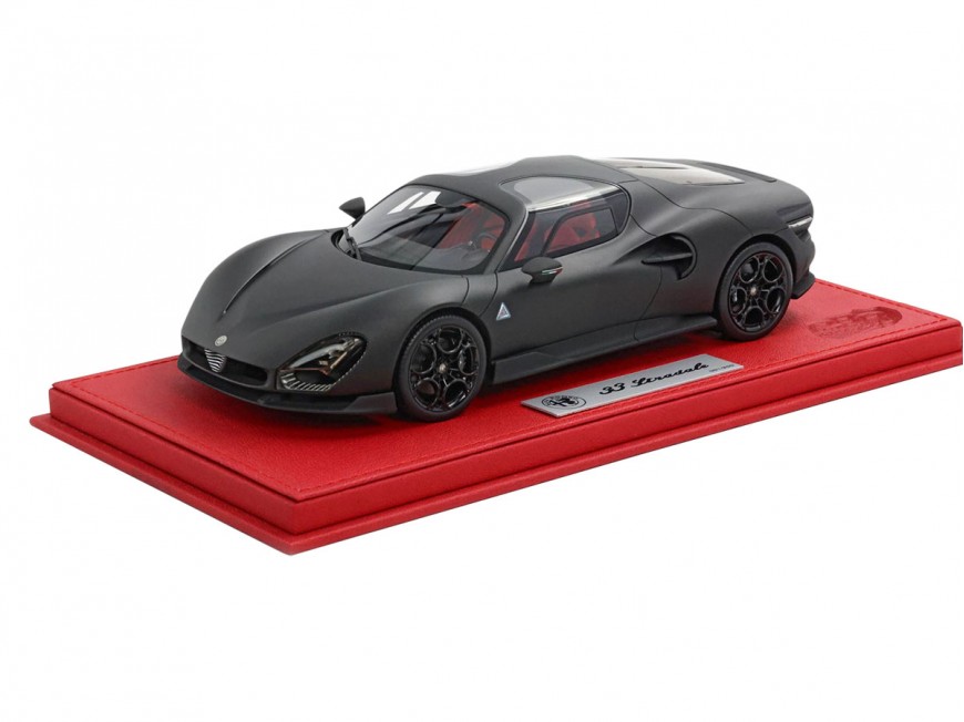 Alfa Romeo 33 Stradale BBR Models 1/18 P18264F Fibre de Carbone Mat avec vitrine