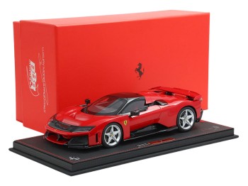 Ferrari F80 BBR Models 1/18 P18253A Rouge de Course 322 avec vitrine