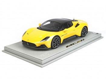 Maserati MC20 BBR Models 1/18 P18191D Metallic Genio Yellow with display case