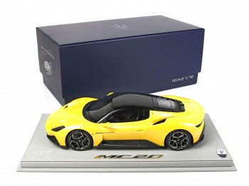 Maserati MC20 BBR Models 1/18 P18191D Metallic Genio Yellow with display case
