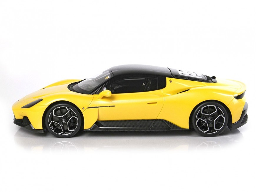 Maserati MC20 BBR Models 1/18 P18191D Metallic Genio Yellow with display case