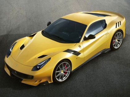 Ferrari F12tdf Looksmart 1/12 LS1223A Jaune Trois Couches avec vitrine
