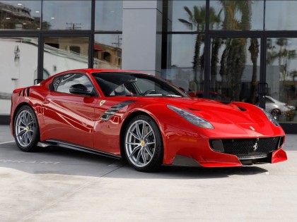 Ferrari F12tdf Looksmart 1/12 LS1223B Rouge Corsa avec vitrine