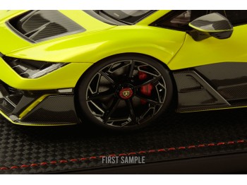 Lamborghini Fenomeno MR Collection 1/18 LAMBO064A Jaune Crius avec vitrine