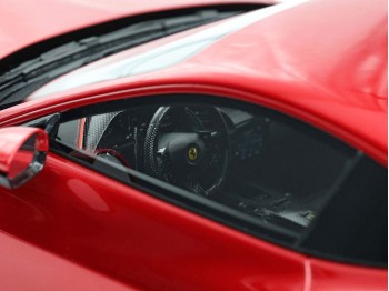 Ferrari Amalfi BBR Models 1/18 P18272C Rouge Portofino avec vitrine