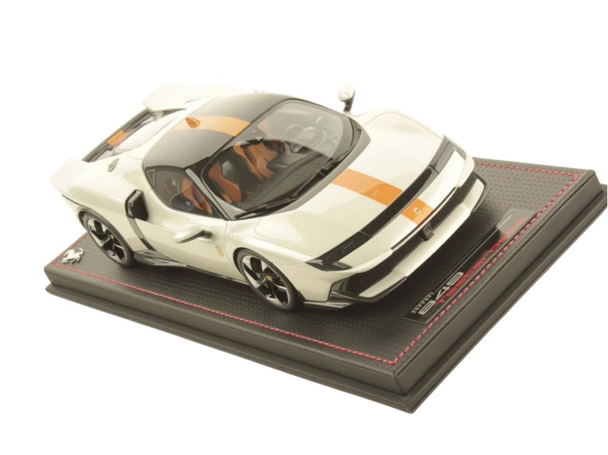 Ferrari 849 Testarossa MR Collection 1/18 FE047B Italia White with display case