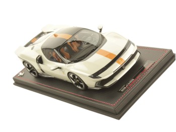 Ferrari 849 Testarossa MR Collection 1/18 FE047B Italia White with display case