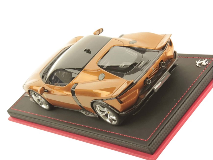 Ferrari 849 Testarossa MR Collection 1/18 FE047SE Amber Yellow with display case