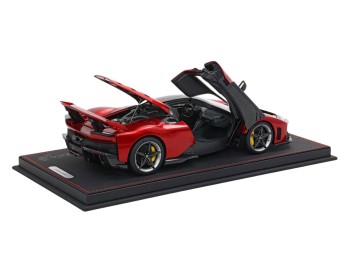 Ferrari F80 die-cast full open BBR Models 1/18 HE180054H Supercar Red with display case