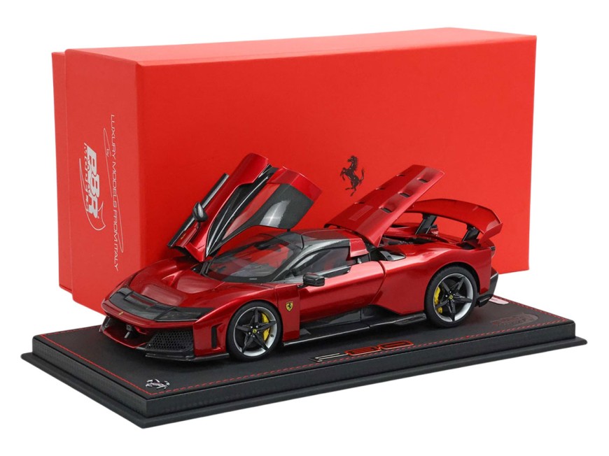 Ferrari F80 die-cast ouvrable BBR Models 1/18 HE180054H Rouge Supercar avec vitrine