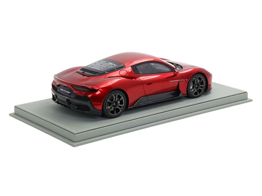 Maserati MCPura BBR Models 1/18 P18279B Rouge Granturismo avec vitrine