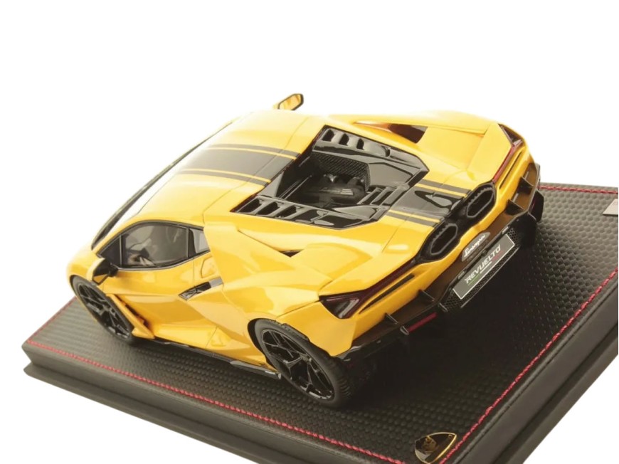 Lamborghini Revuelto 20° Anniversario Cina MR Collection 1/18 LAMBO058SE11 Giallo Inti con vetrina