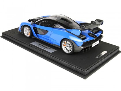 McLaren Senna BBR Models 1/18 P18149C1 Azura Blue con vetrina 2
