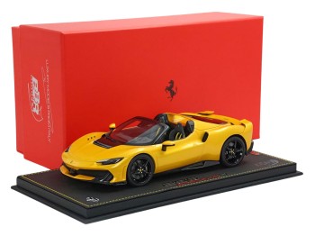 Ferrari 296 Speciale A BBR Models 1/18 P18270E Jaune Trois Couches avec vitrine
