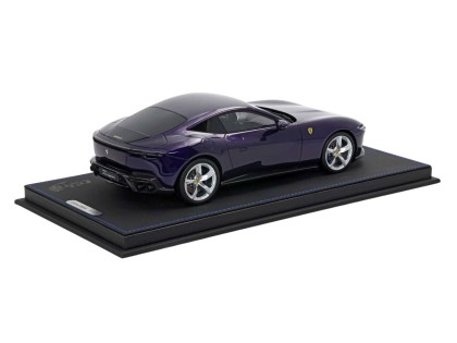 Ferrari Amalfi BBR Models 1/18 P18272F Violet Dino avec vitrine 2