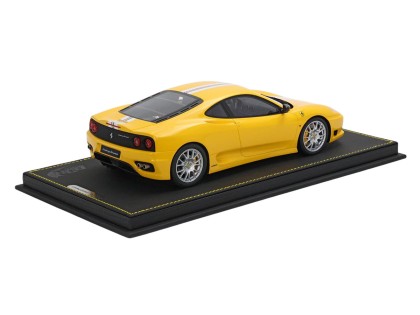 Ferrari 360 Challenge Stradale BBR Models 1/18 P18262B Giallo Modena con vetrina 2