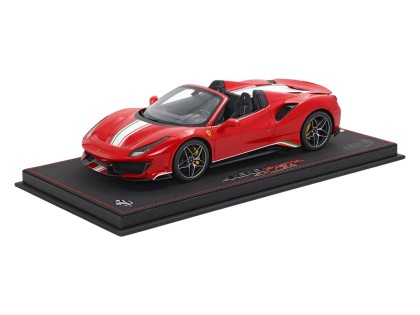 Ferrari 488 Pista Spider BBR Models 1/18 P18162C4 Rouge Corsa avec vitrine
