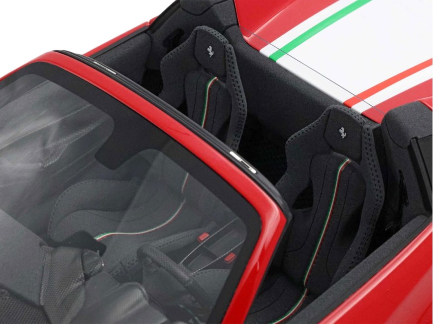 Ferrari 488 Pista Spider BBR Models 1/18 P18162C4 Rouge Corsa avec vitrine
