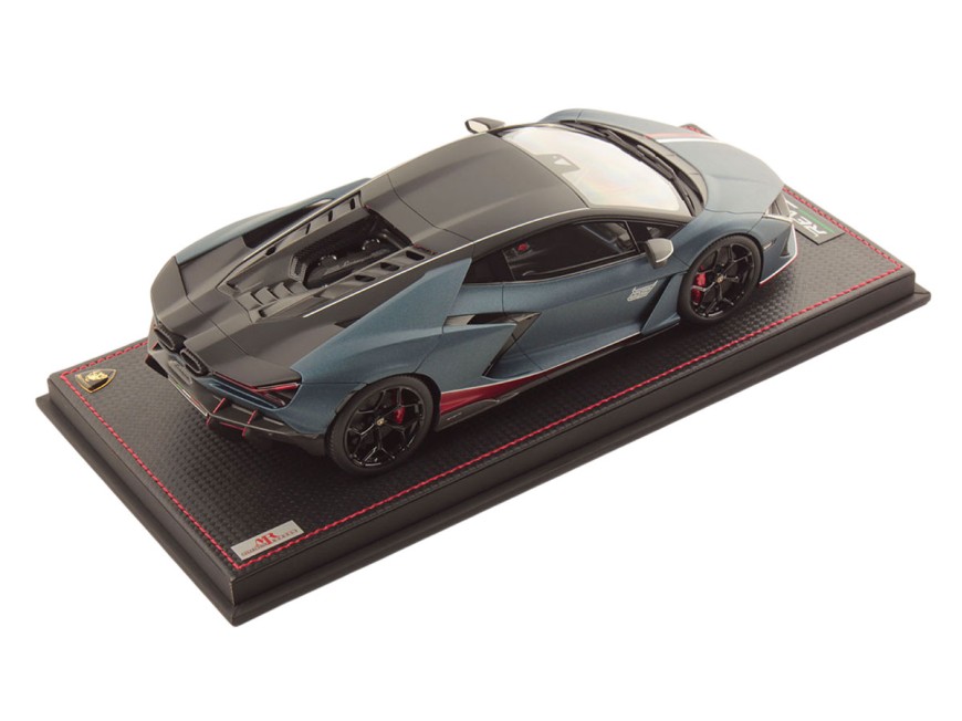 Lamborghini Revuelto NA63 MR Collection 1/18 LAMBO058NA63A Marinus Blue with display case