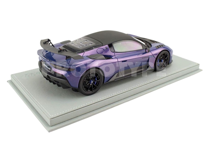Maserati GT2 Stradale BBR Models 1/18 P18255D Digital Aurora con vetrina