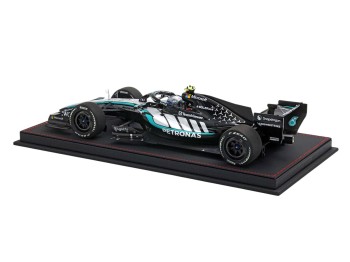 Mercedes-AMG F1 W17 GP du Japon Kimi Antonelli Winner die-cast Minichamps-BBR Models 1/18 BBRMIN43312 avec vitrine