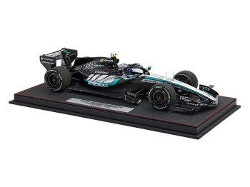 Mercedes-AMG F1 W17 Japanese GP Kimi Antonelli Winner die-cast Minichamps-BBR Models 1/18 BBRMIN312 with display case