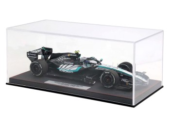 Mercedes-AMG F1 W17 GP du Japon Kimi Antonelli Winner die-cast Minichamps-BBR Models 1/18 BBRMIN43312 avec vitrine
